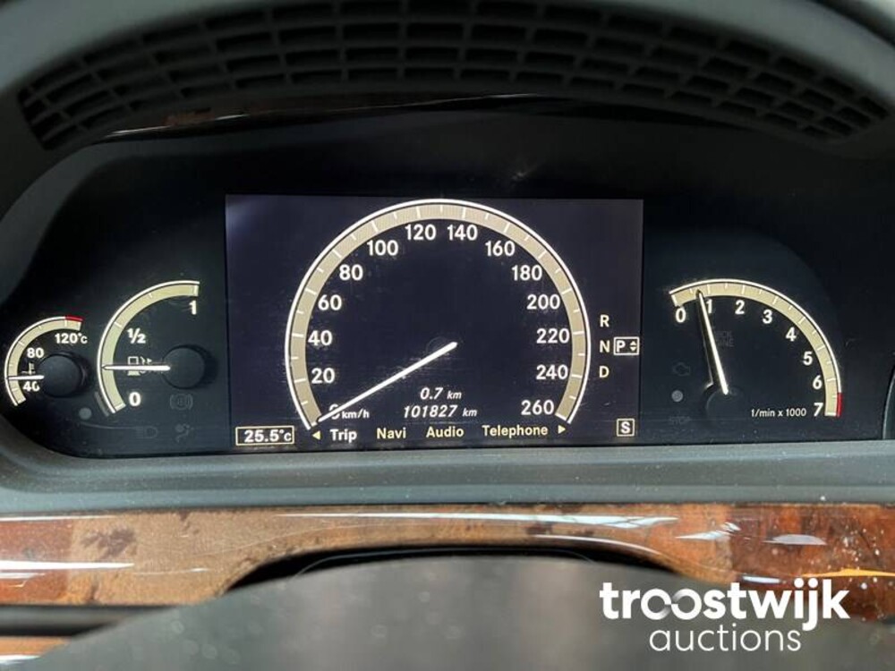 Mercedes-Benz S500L 5.5 V8 388pk 2006 -Youngtimer-