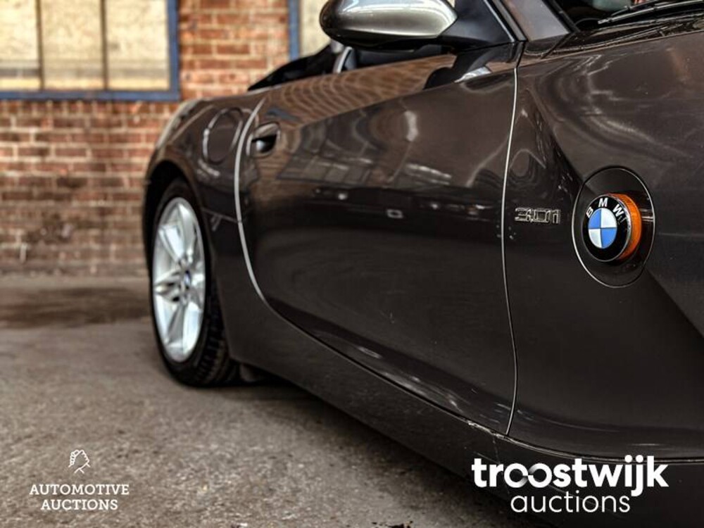 BMW Z4 3.0i S SMG E85  231pk 2005 -Youngtimer-