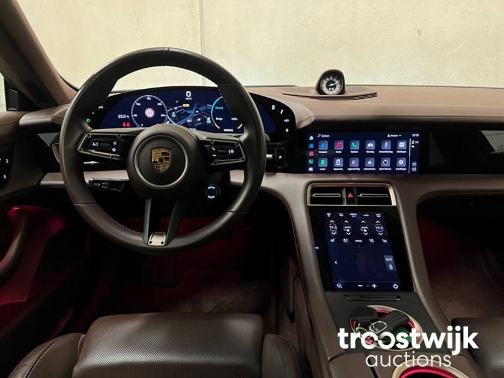 Porsche Taycan 4S PERFORMANCE  Sport-Design Sport-Chrono 489hp 2020