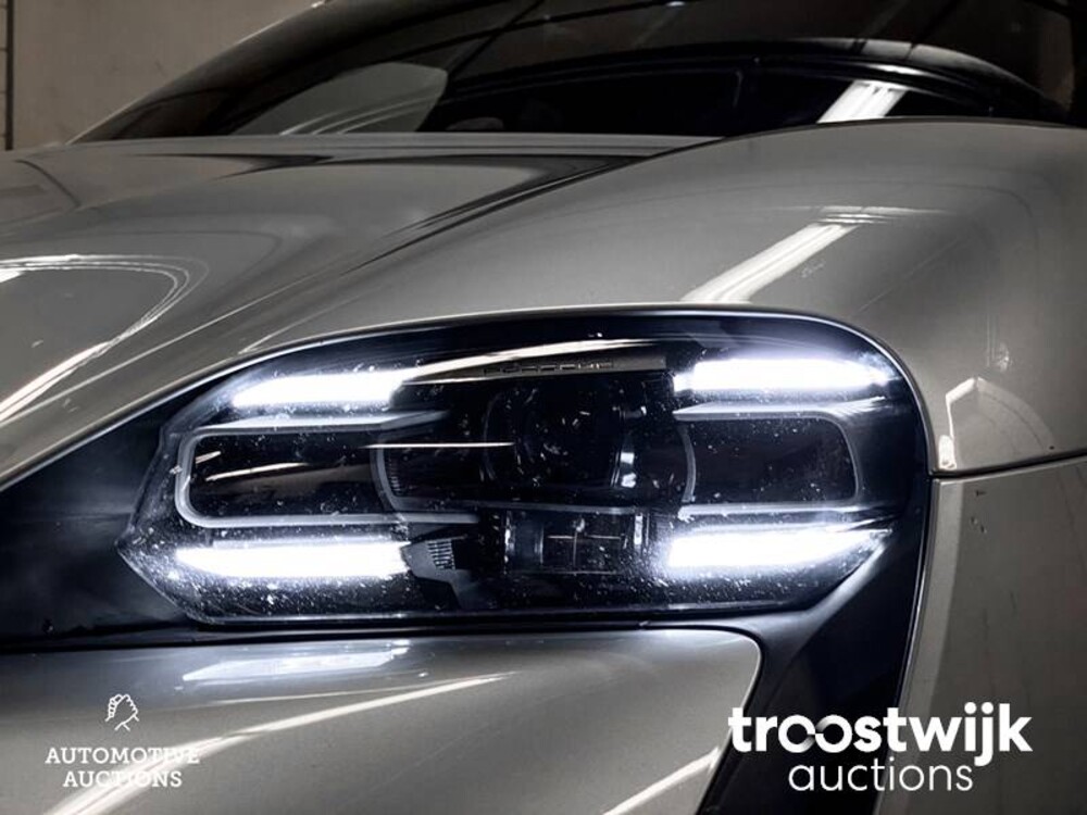 Porsche Taycan 4S PERFORMANCE  Sport-Design Sport-Chrono 489hp 2020