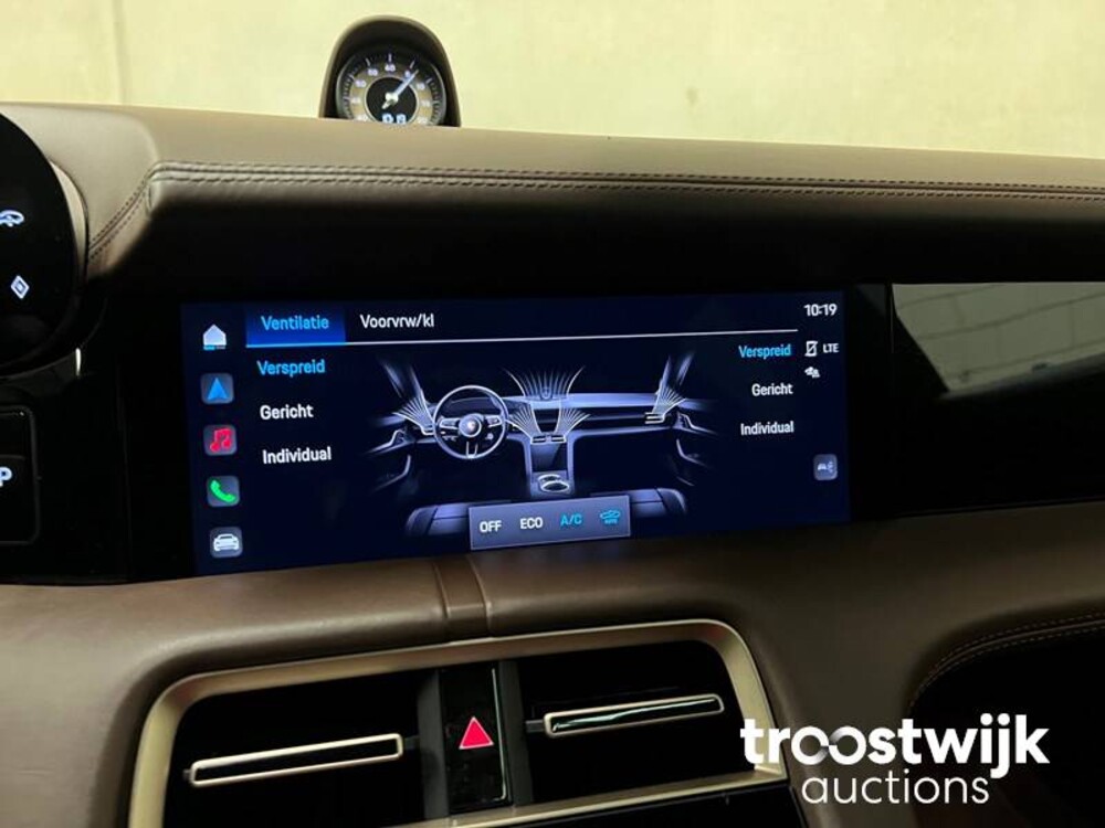 Porsche Taycan 4S PERFORMANCE  Sport-Design Sport-Chrono 489hp 2020