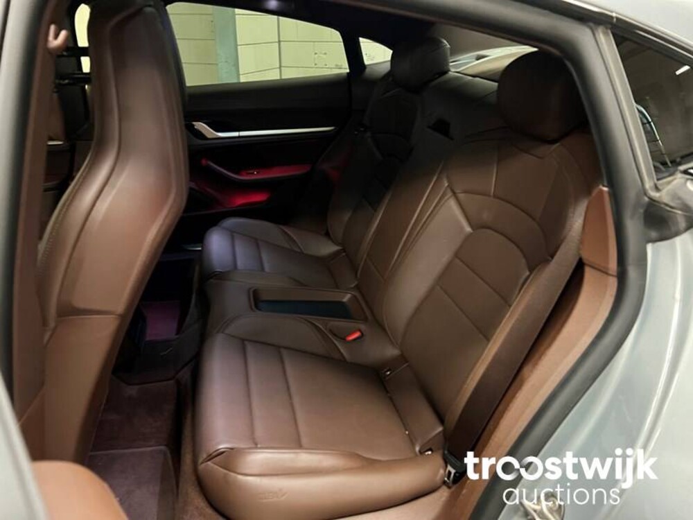 Porsche Taycan 4S PERFORMANCE  Sport-Design Sport-Chrono 489hp 2020