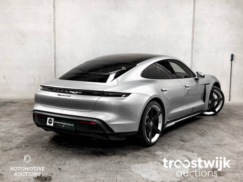 Porsche Taycan 4S PERFORMANCE  Sport-Design Sport-Chrono 489hp 2020