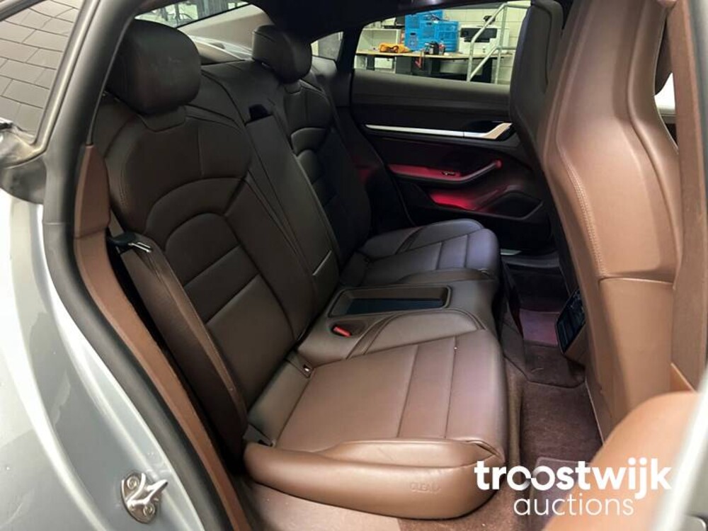 Porsche Taycan 4S PERFORMANCE  Sport-Design Sport-Chrono 489hp 2020