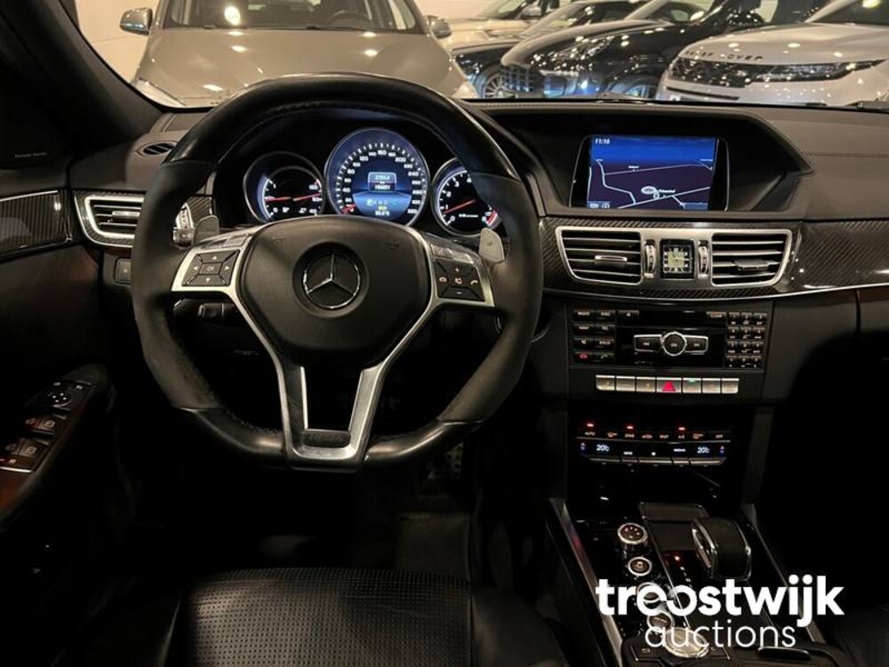 Mercedes-Benz E63 AMG 5.5 V8 4Matic 557PS 2014, S-420-BS