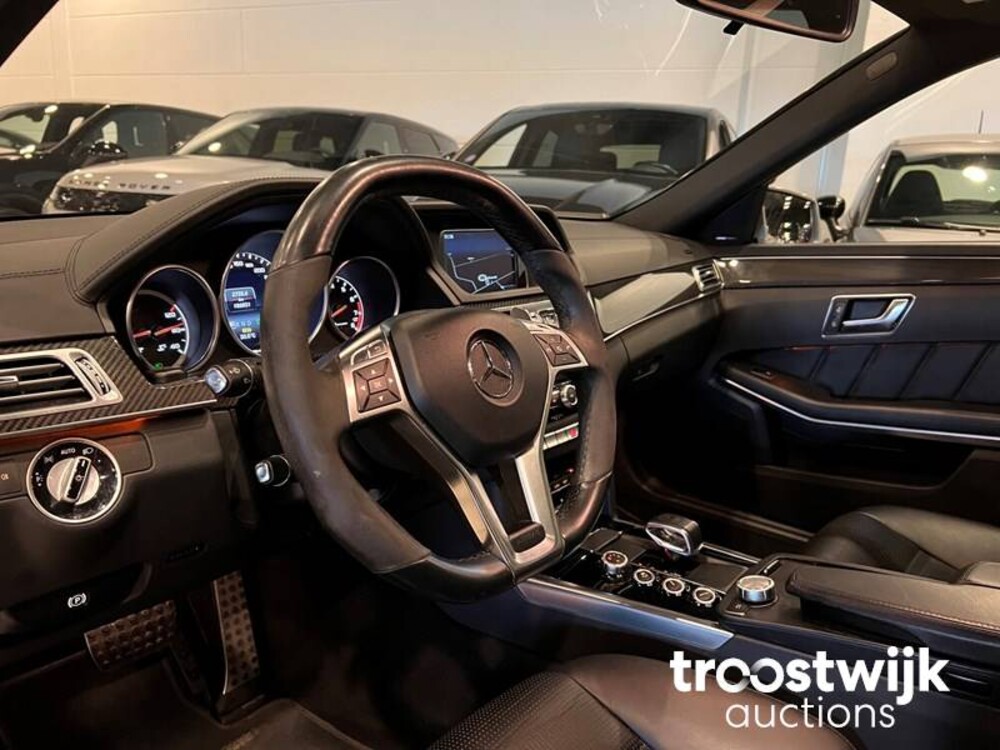 Mercedes-Benz E63 AMG 5.5 V8 4Matic 557PS 2014, S-420-BS