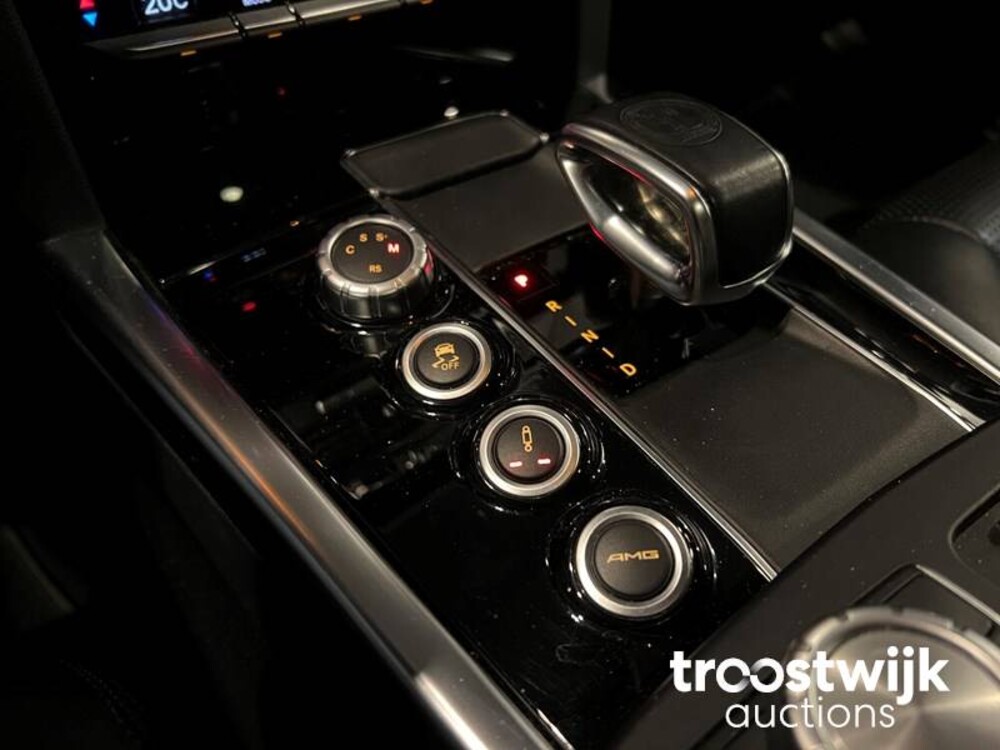 Mercedes-Benz E63 AMG 5.5 V8 4Matic 557PS 2014, S-420-BS