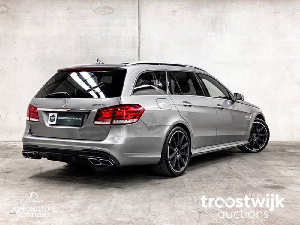 Mercedes-Benz E63 AMG 5.5 V8 4Matic 557PS 2014, S-420-BS