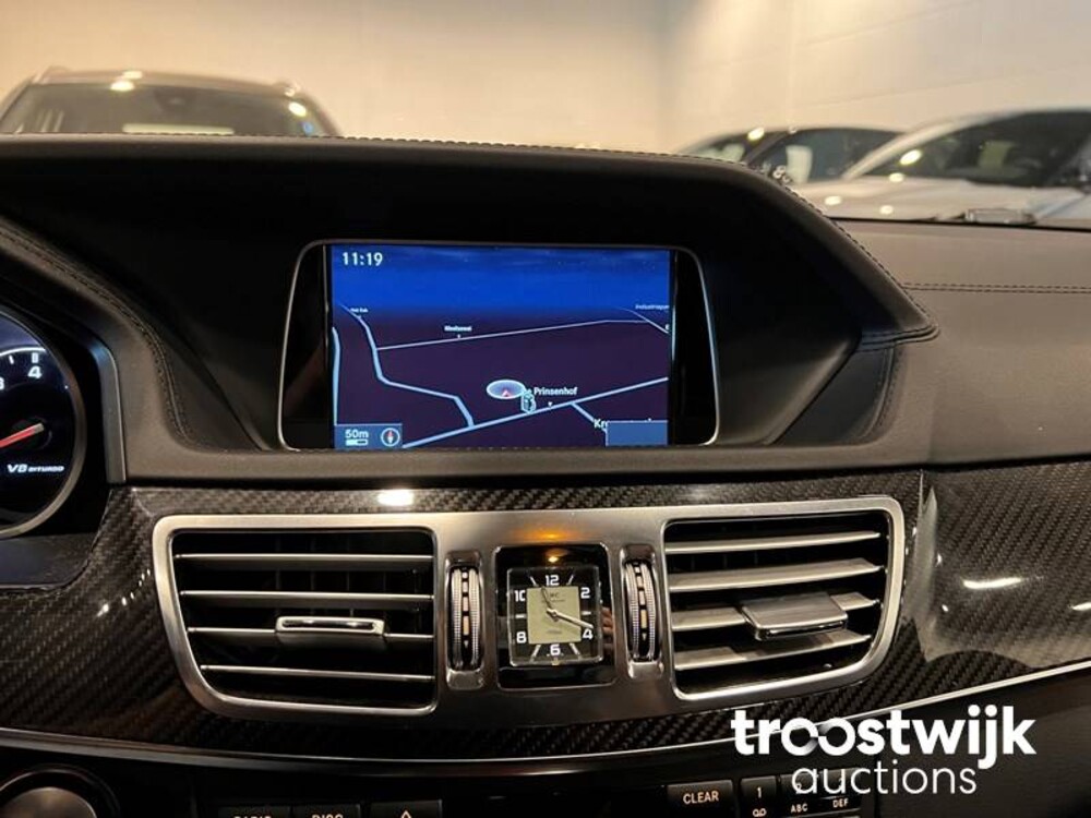 Mercedes-Benz E63 AMG 5.5 V8 4Matic 557PS 2014, S-420-BS
