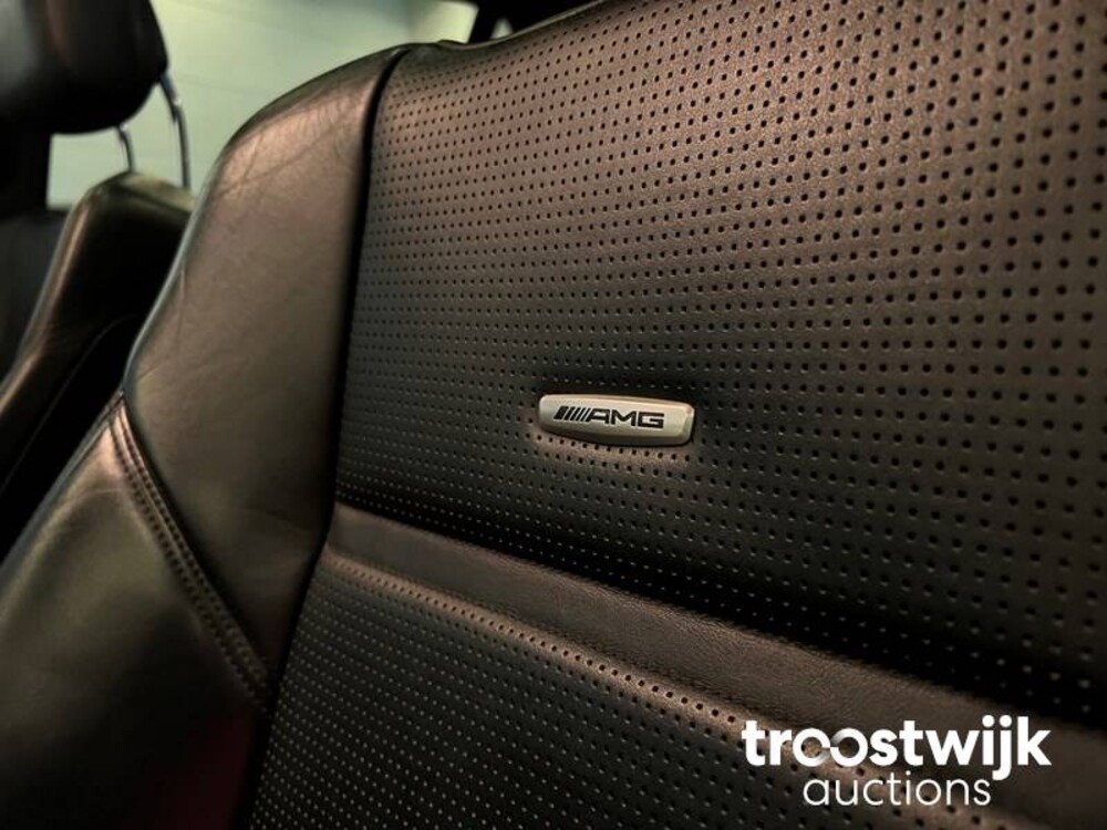 Mercedes-Benz E63 AMG 5.5 V8 4Matic 557PS 2014, S-420-BS