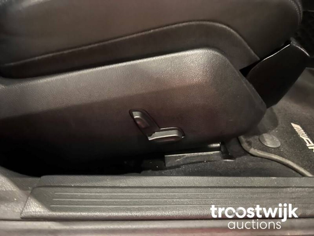 Mercedes-Benz E63 AMG 5.5 V8 4Matic 557PS 2014, S-420-BS