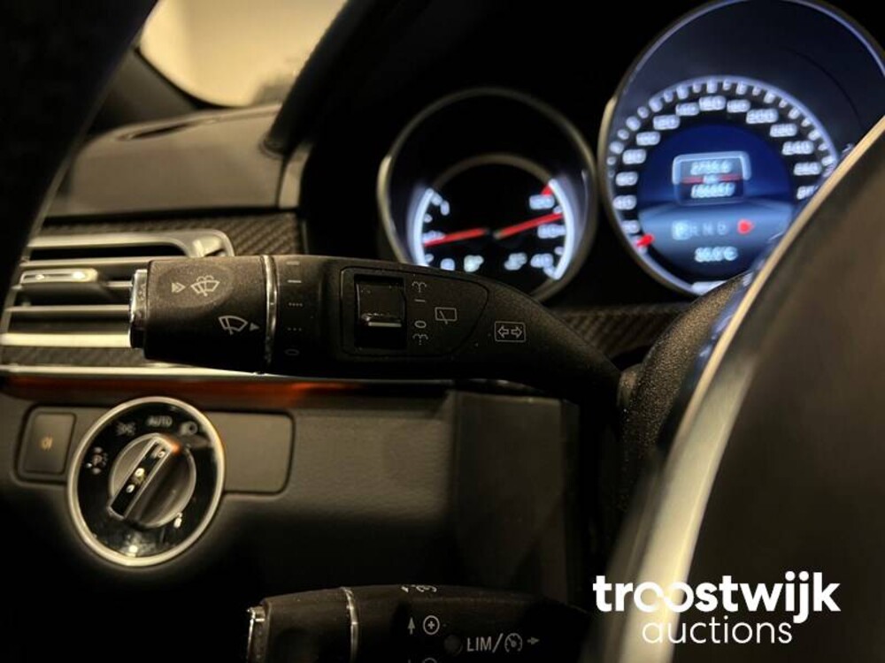Mercedes-Benz E63 AMG 5.5 V8 4Matic 557PS 2014, S-420-BS