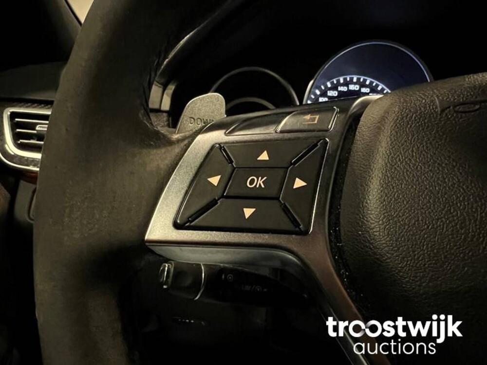 Mercedes-Benz E63 AMG 5.5 V8 4Matic 557PS 2014, S-420-BS