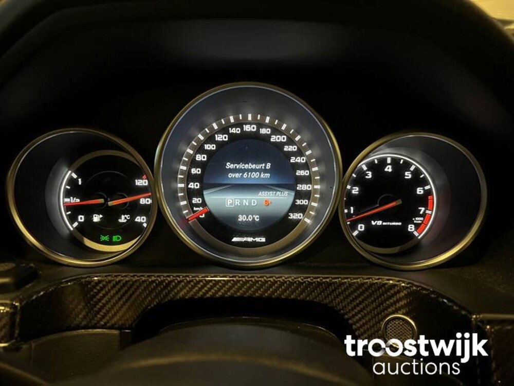 Mercedes-Benz E63 AMG 5.5 V8 4Matic 557PS 2014, S-420-BS