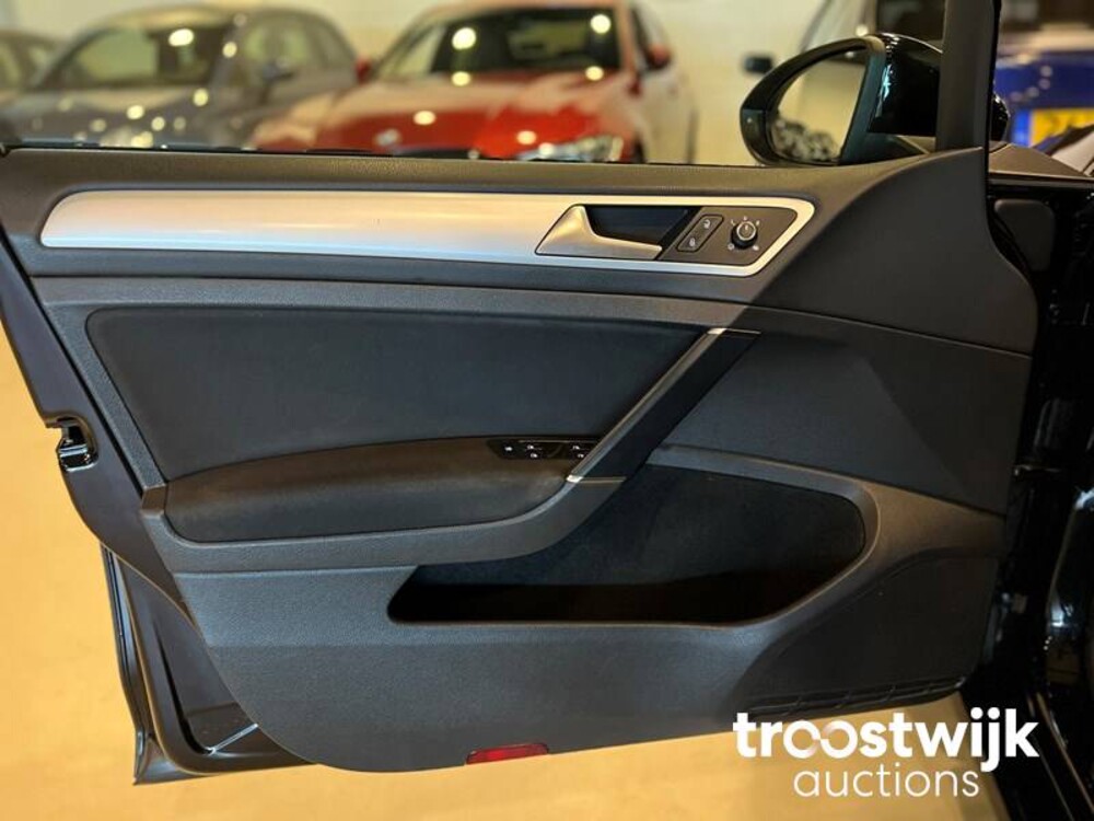 Volkswagen Golf 7 TSI Highline Cup Edition 105hp 2014, G-905-JT