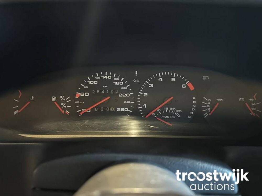 Porsche 928 S 4.7 Coupé 300 PS 1986, NB-JH-42