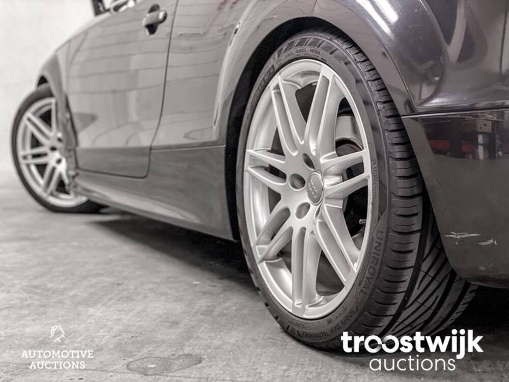 Audi TTS Coupe 2.0  272PS 2011