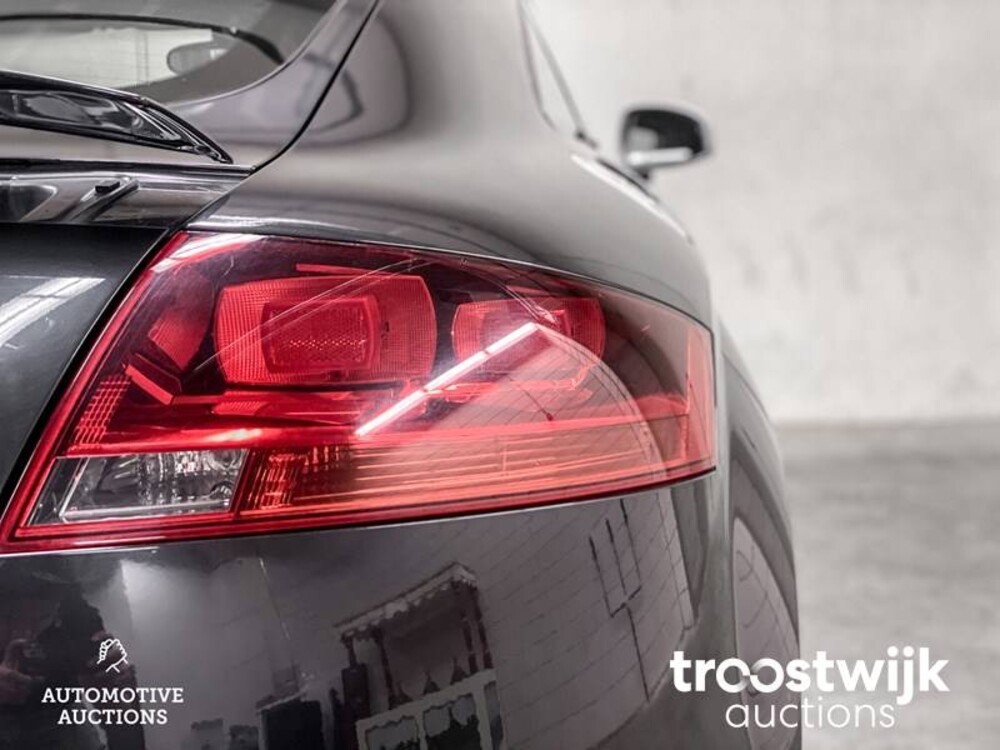 Audi TTS Coupe 2.0  272PS 2011