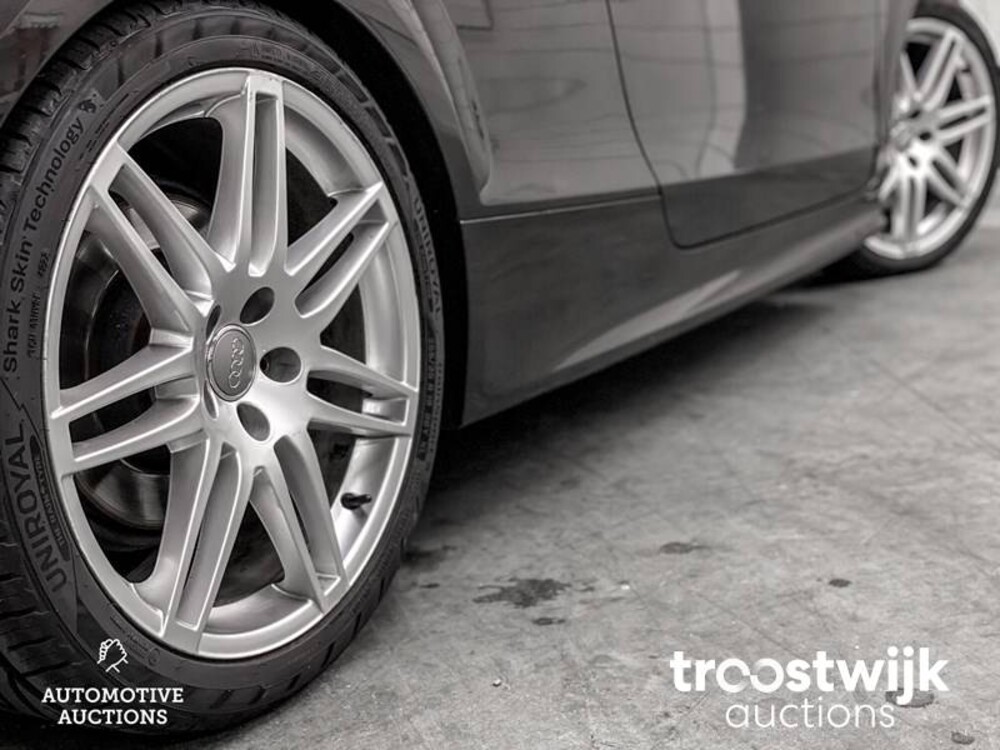 Audi TTS Coupe 2.0  272PS 2011