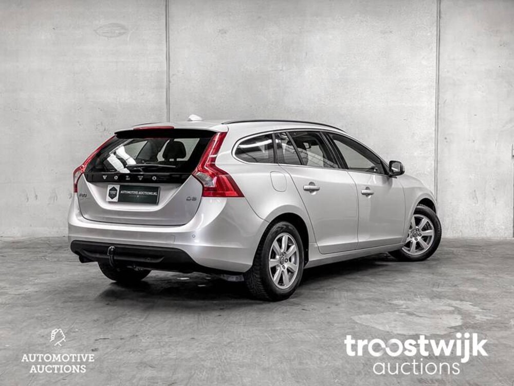 Volvo V60 2.0 D3 5-Cilinder Momentum 163PS 2011, 10-XRX-7