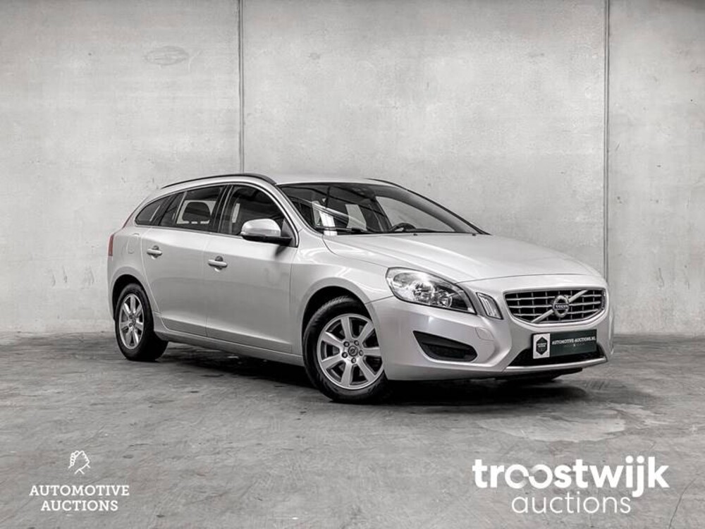 Volvo V60 2.0 D3 5-Cilinder Momentum 163PS 2011, 10-XRX-7