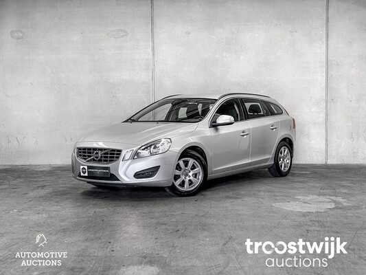 Volvo V60 2.0 D3 5-Cilinder Momentum 163PS 2011, 10-XRX-7