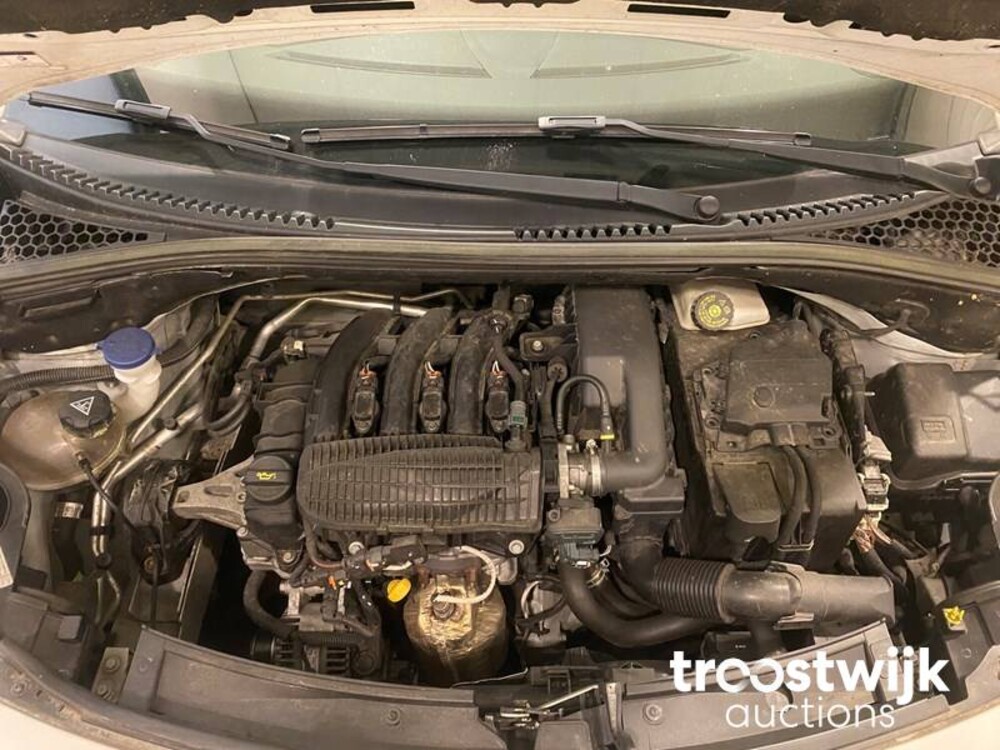 Citroen C3 PureTech Attraction 2014 -Orig. NL-, 2-XPB-96