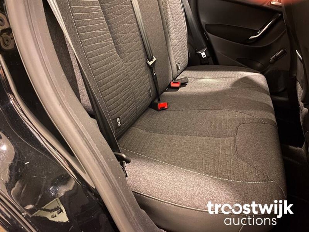 Citroen C3 1.2 PureT Selection 82PS -Orig. NL-, KP-546-P