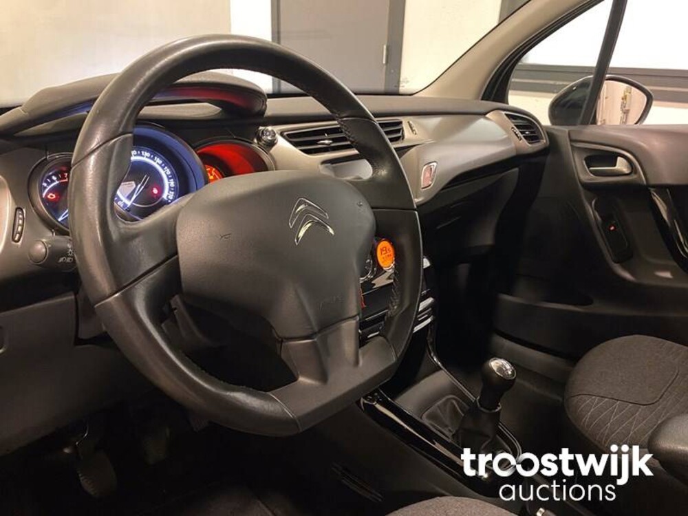 Citroen C3 1.2 PureT Selection 82PS -Orig. NL-, KP-546-P