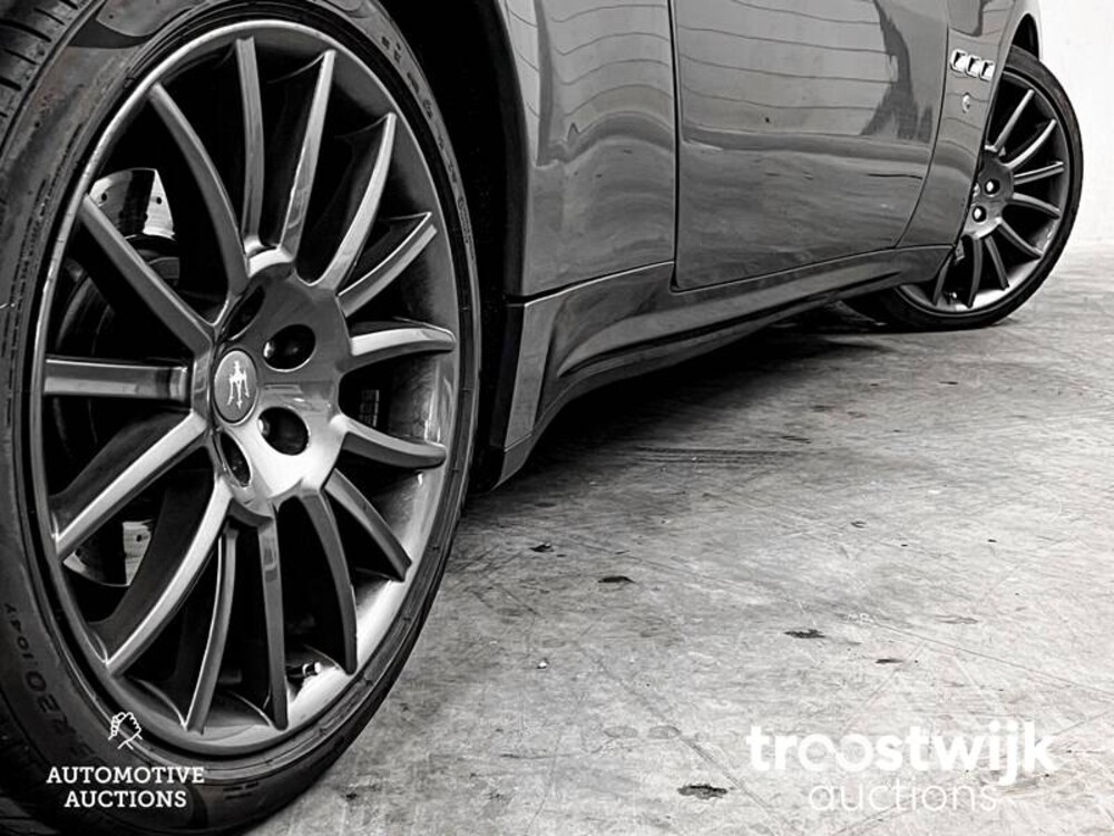 Maserati GranTurismo S 4.7 V8 439PS 2009, N-497-GH