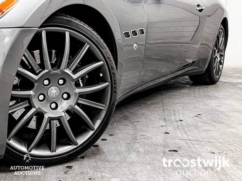 Maserati GranTurismo S 4.7 V8 439PS 2009, N-497-GH