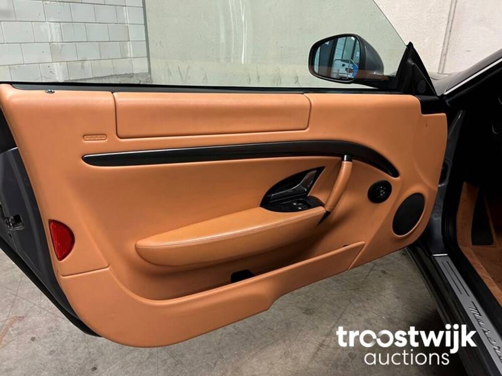 Maserati GranTurismo S 4.7 V8 439PS 2009, N-497-GH