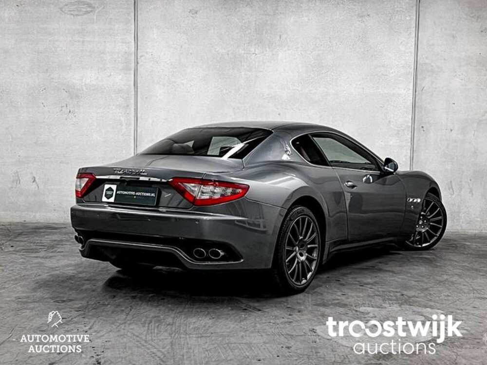 Maserati GranTurismo S 4.7 V8 439PS 2009, N-497-GH