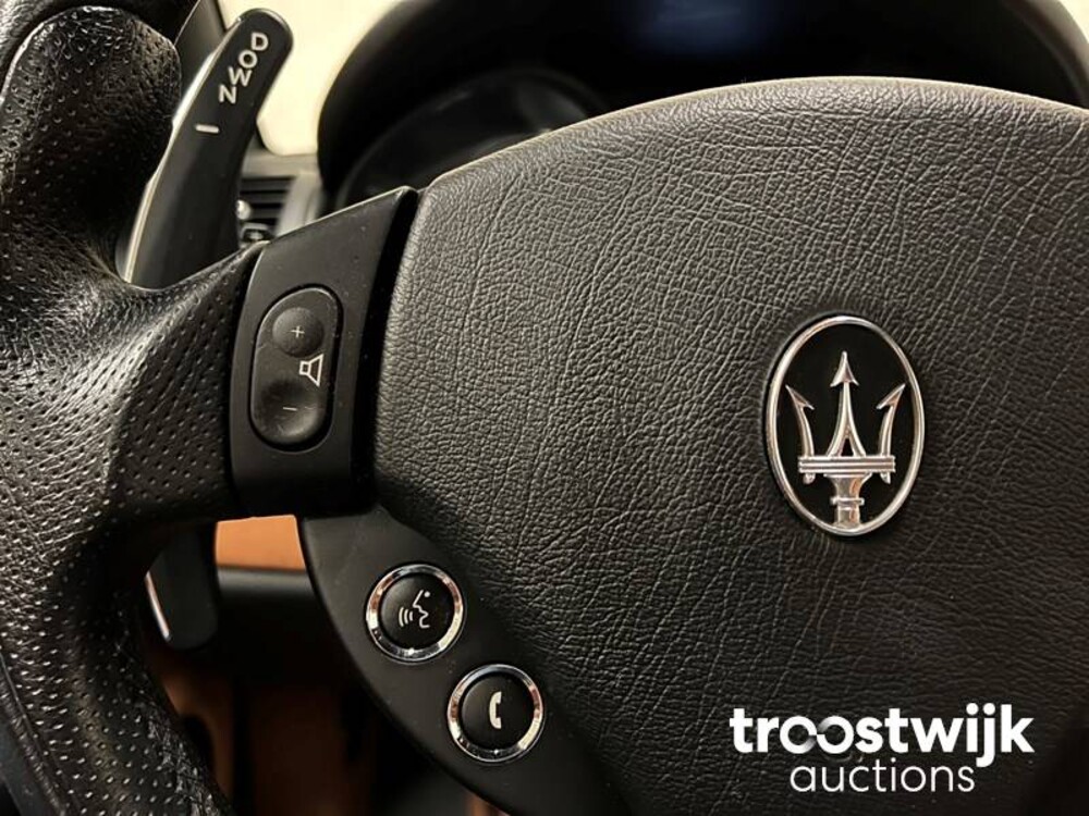 Maserati GranTurismo S 4.7 V8 439PS 2009, N-497-GH