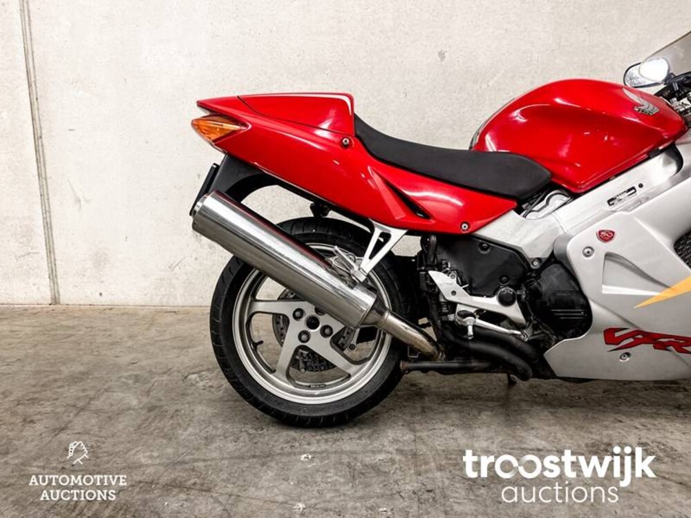 Honda VFR800FI 782cc 100PS 1999, MZ-02-VR