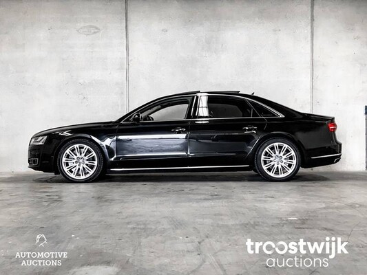 Audi A8 6.3 W12 FSI Quattro Lang Pro Line+ 500hp 2015, JS-770-X