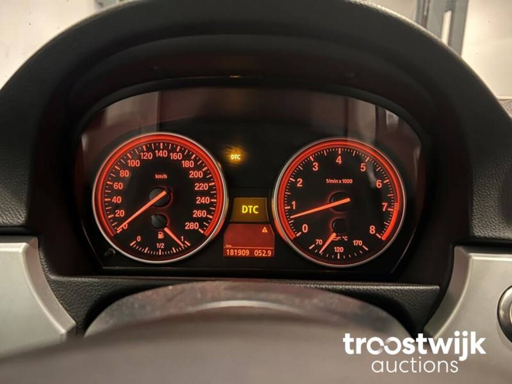 BMW 325i Coupe E92/E90 Introduction 3-Series 218hp 2006 -Youngtimer-, 08-TJ-RG