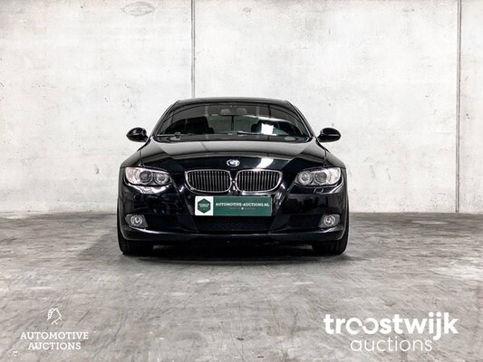 BMW 325i Coupe E92/E90 Introduction 3-Serie 218pk 2006 -Youngtimer-, 08-TJ-RG