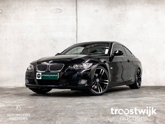 BMW 325i Coupe E92/E90 Introduction 3-Series 218hp 2006 -Youngtimer-, 08-TJ-RG