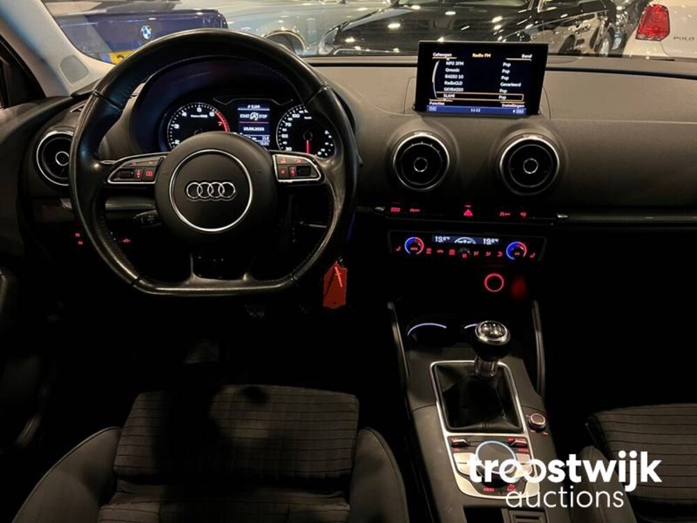 Audi A3 Limousine TFSI CoD Ambition Pro Line S 140hp 2014, GG-288-J