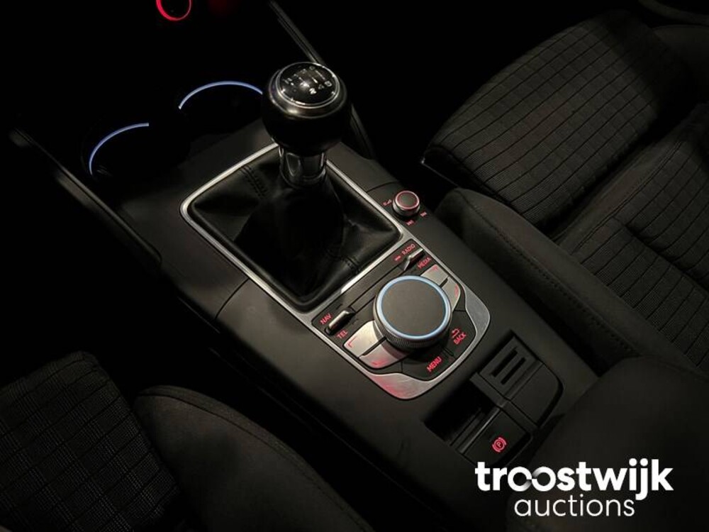 Audi A3 Limousine TFSI CoD Ambition Pro Line S 140hp 2014, GG-288-J