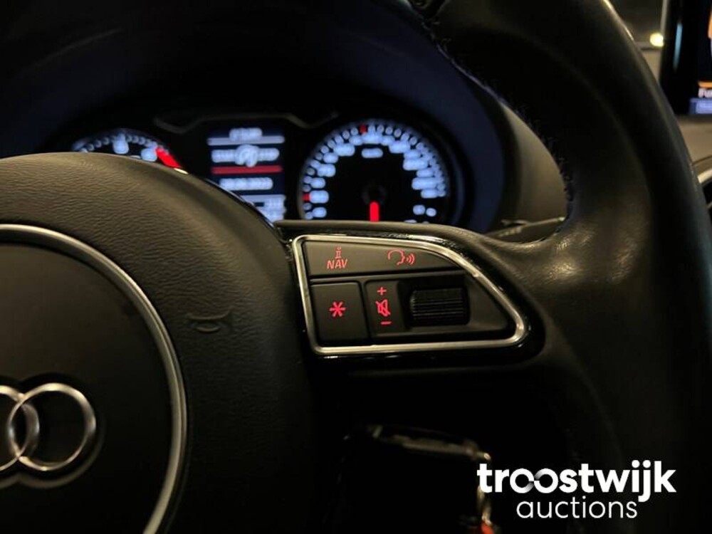 Audi A3 Limousine TFSI CoD Ambition Pro Line S 140hp 2014, GG-288-J