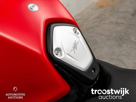 MV Agusta Rosso Dragster 798cc 110pk 2021 -Fabrieksgarantie-