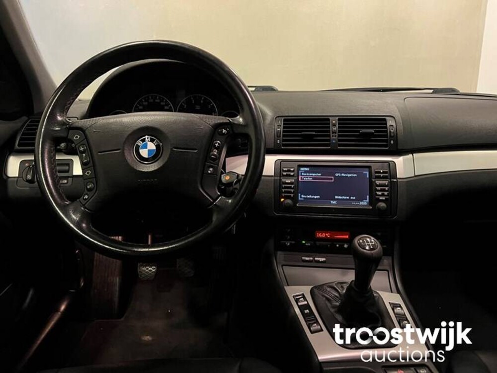 BMW 330xi Executive 231PS 2001 -Orig. NL-, 82-HS-JT