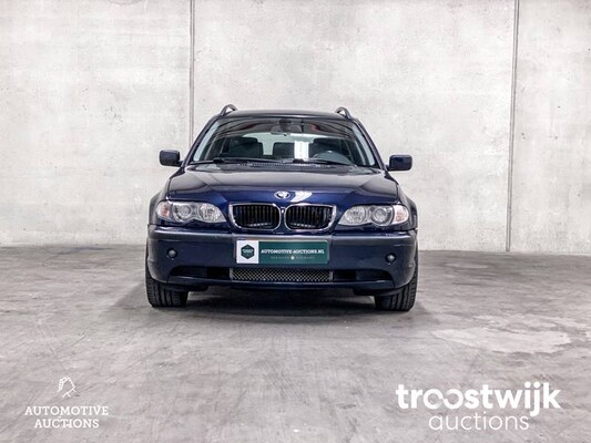 BMW 330xi Executive 231pk 2001 -Orig. NL-, 82-HS-JT