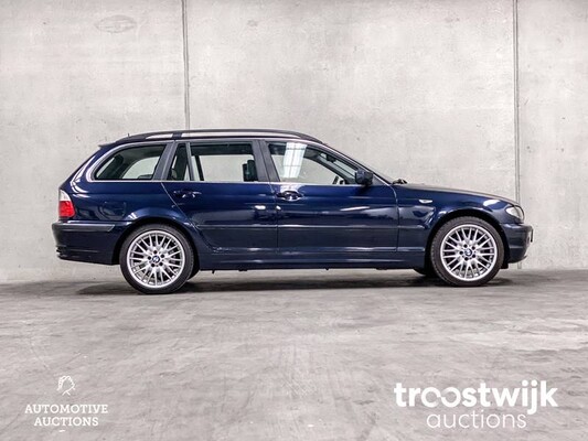 BMW 330xi Executive 231pk 2001 -Orig. NL-, 82-HS-JT