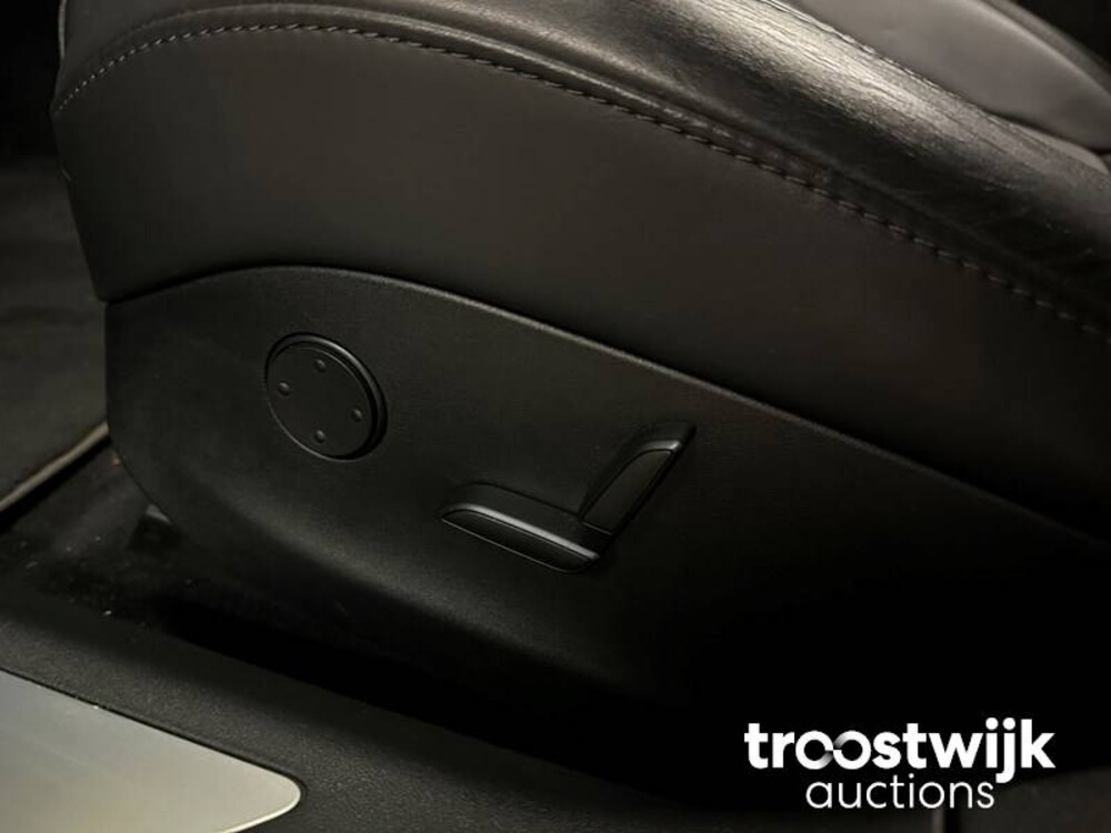 Tesla Model S 60D Base 334PS 2017 -Orig. NL-, PG-368-R