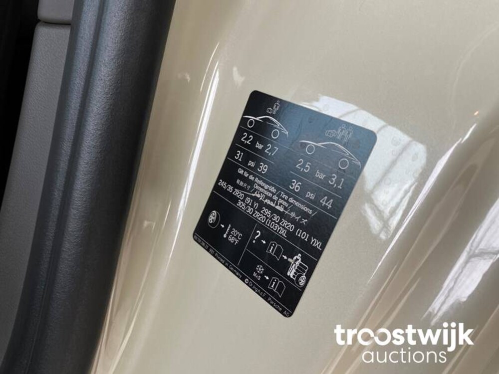 Porsche 911 Carrera S 991 3.8 50th Anniversary Edition Sport Chrono Manual 400hp 2014 -Orig. NL-, 8-TBN-68