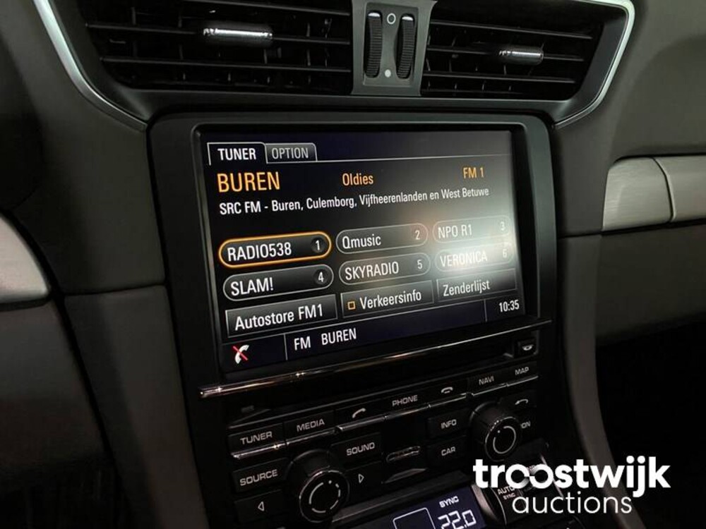 Porsche 911 Carrera S 991 3.8 50th Anniversary Edition Sport Chrono Manual 400hp 2014 -Orig. NL-, 8-TBN-68