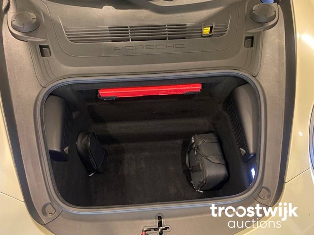 Porsche 911 Carrera S 991 3.8 50th Anniversary Edition Sport Chrono Manual 400hp 2014 -Orig. NL-, 8-TBN-68